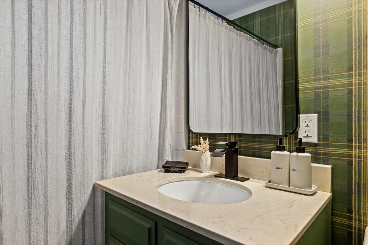 לייק ארוהד Romantic & Family Friendly Chalet In The Woods מראה חיצוני תמונה